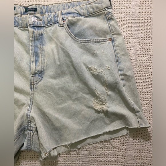 Women's High-Rise Cutoff MIDI Jean Shorts - Wild Fable Light Wash 18 - Picture 3 of 8